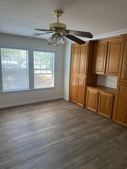 Building Photo - 473 Ali Way