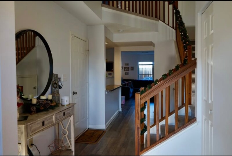 Building Photo - 104 Hunters Ridge Dr
