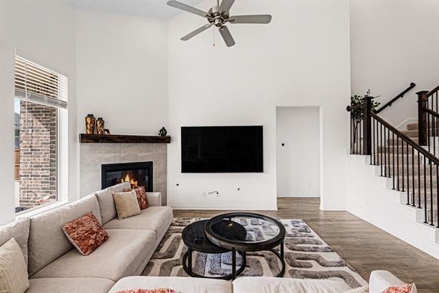 Building Photo - 1120 Water Canna Dr