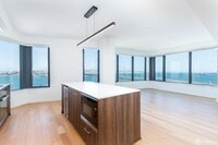 Building Photo - 280 Spear St