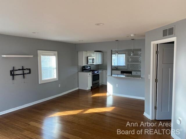 Building Photo - 407 N Harris St