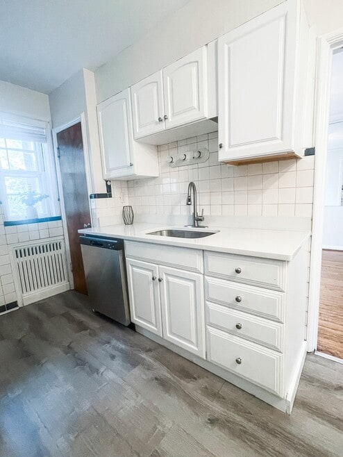 Building Photo - 8150 Whitburn Dr