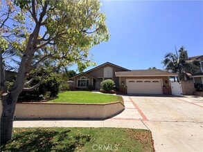 Building Photo - 6132 E Baja Dr