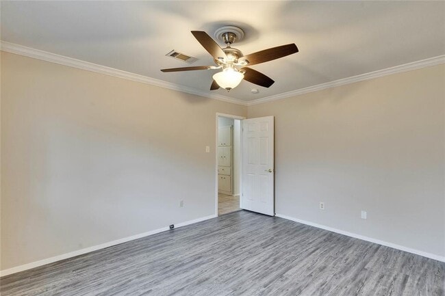 Building Photo - 10407 Button Quail Dr
