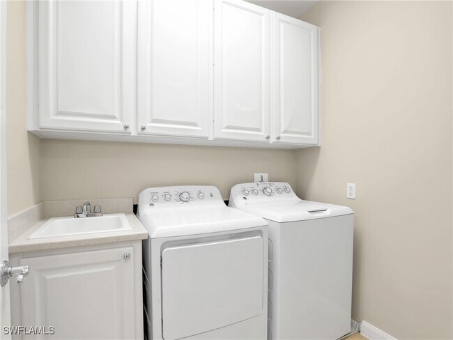 Building Photo - 15329 Laughing Gull Ln