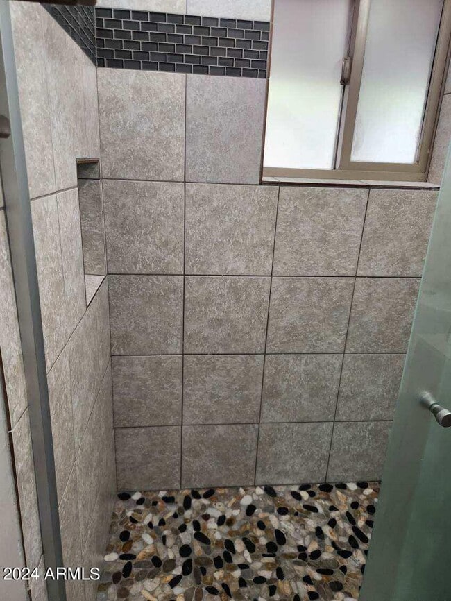 Building Photo - 3026 E Brill St