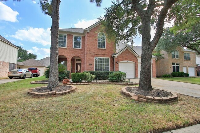 Building Photo - 16207 Waiting Spring Cir