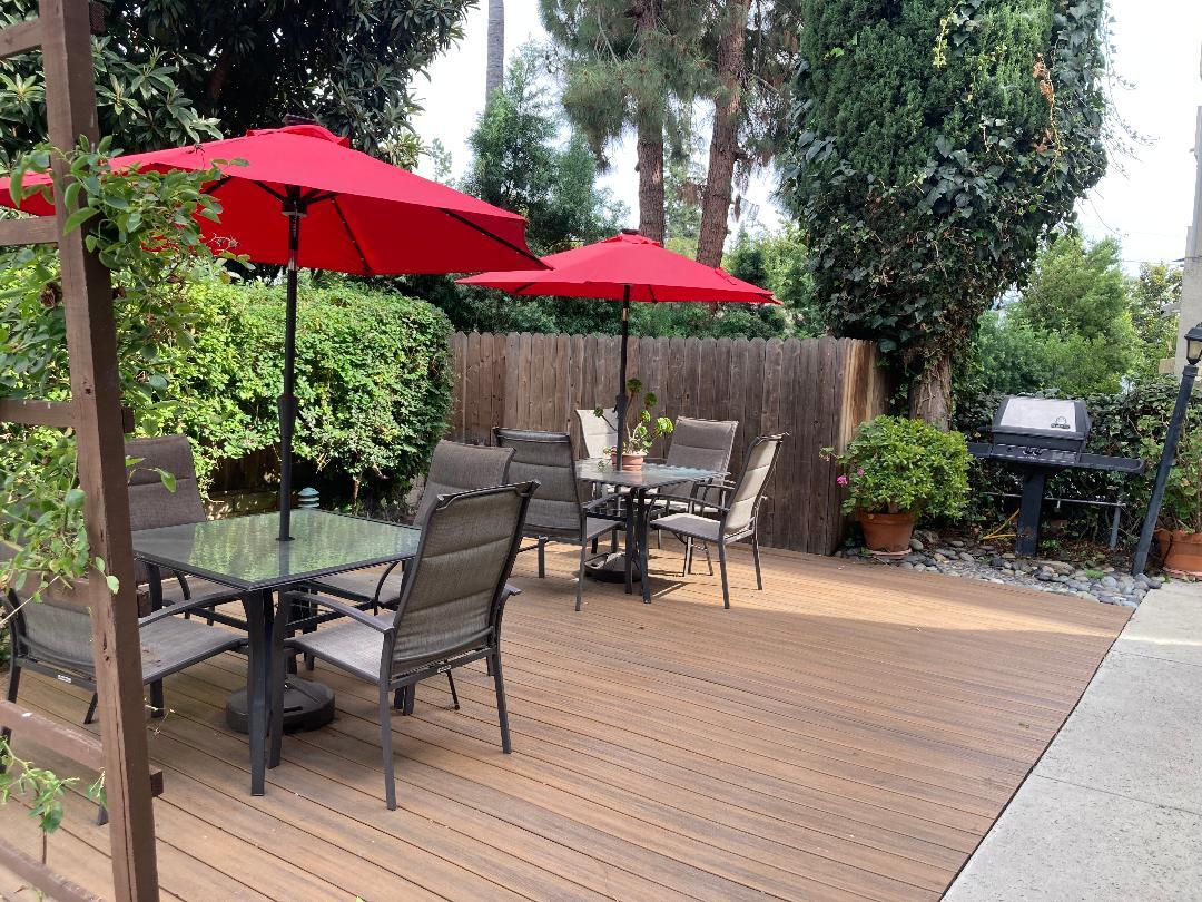 Building Photo - 4660 Coldwater Canyon Ave