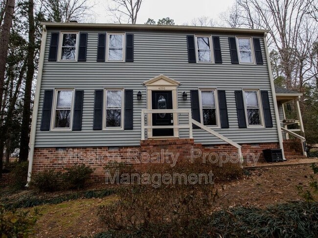 Building Photo - 4266 Roundhill Dr