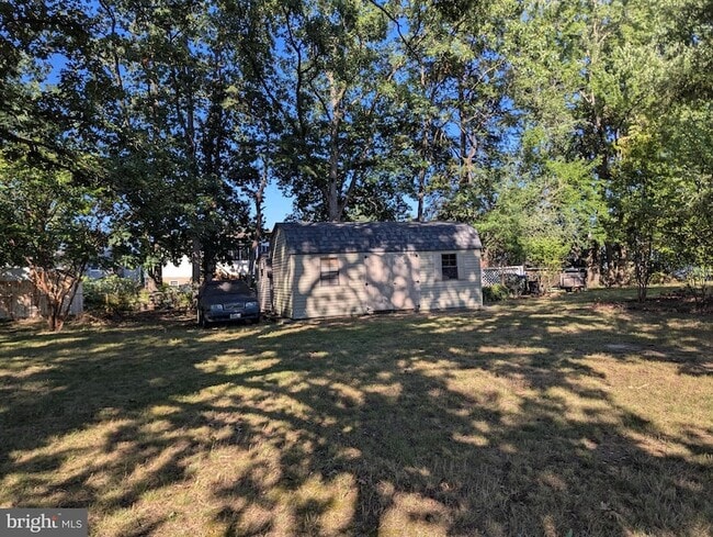 Building Photo - 6327 Willowood Ln