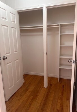 Building Photo - 6128 N Kenmore Ave