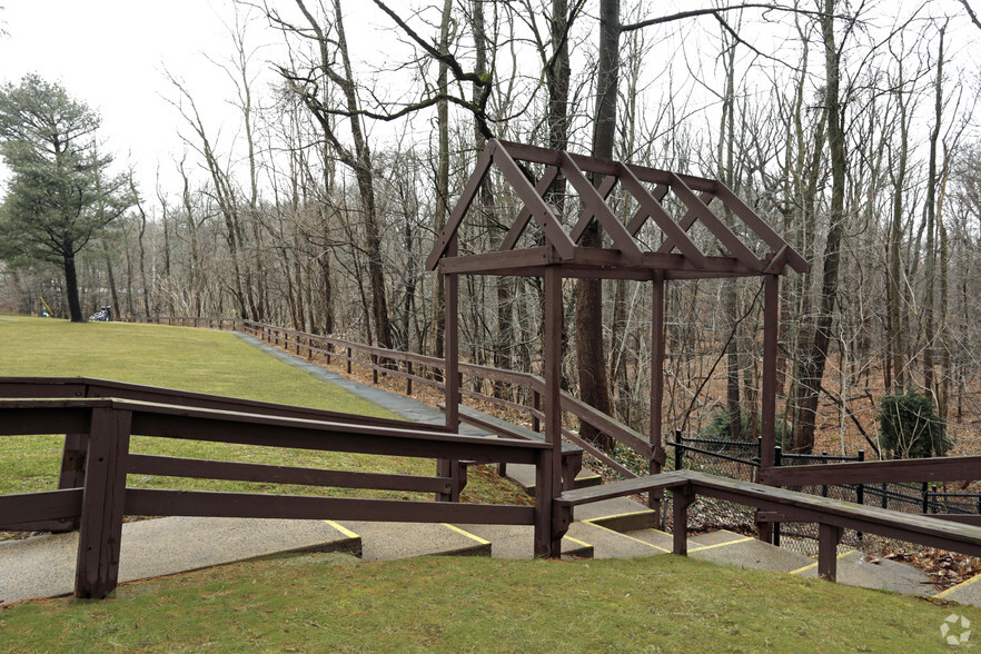 Nature Walk - Short Hills Terrace