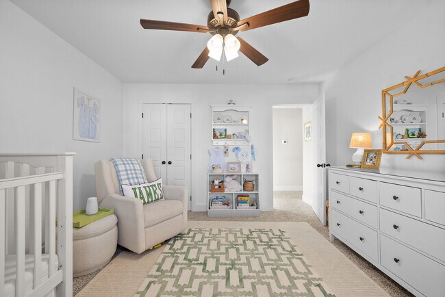 Building Photo - 331 Bluebriar Trace