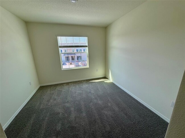 Building Photo - 1492 Isleta Lp