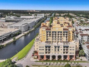 Building Photo - 8390 SW 72nd Ave