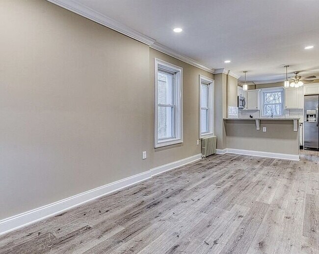 Building Photo - 3-Bed, 3-Bath in New Brunswick – Your Perfect Retreat!"