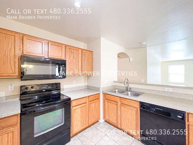 Building Photo - 3766 W Santa Cruz Ave