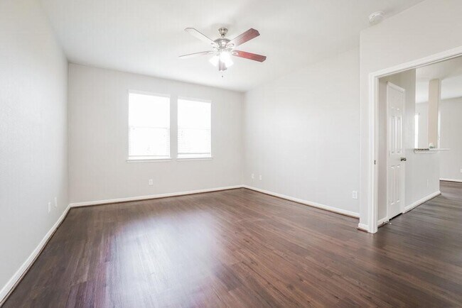 Building Photo - 21839 Octavia Way