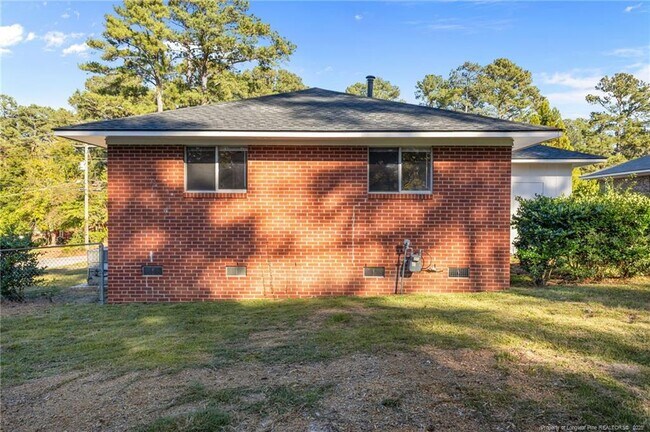 Building Photo - 1913 Corrinna St