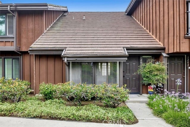 Building Photo - 1241 Stonewood Ct