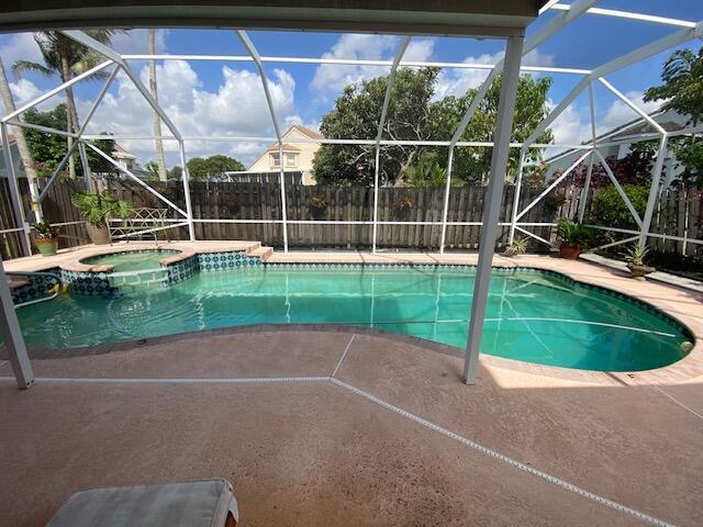 Building Photo - 7705 Thornlee Dr