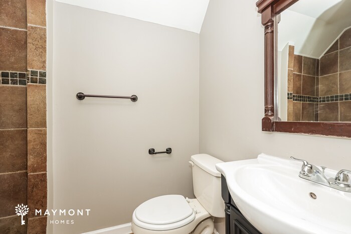 Building Photo - 111 Windward Dr