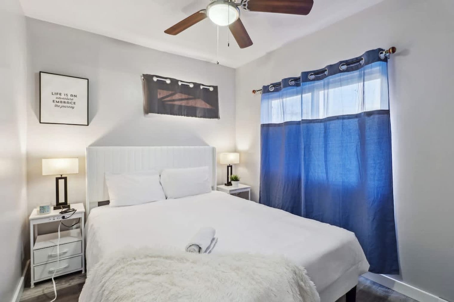 Building Photo - 609 Carlsbad St