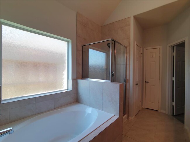 Building Photo - 3931 Medici Ct