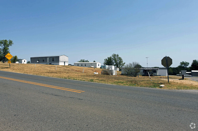 Building Photo - Prairie Creek Village Mobile Home Park