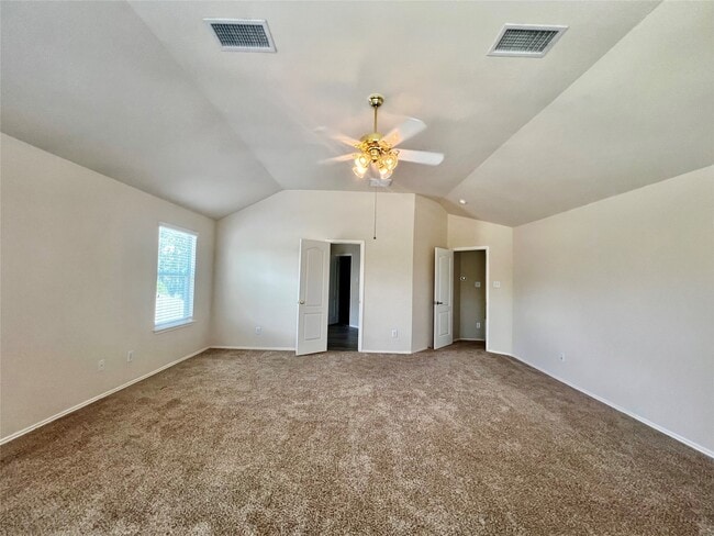 Building Photo - 6427 N Shore Bend