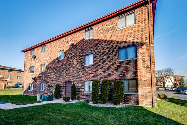 Building Photo - 15706 Peggy Ln