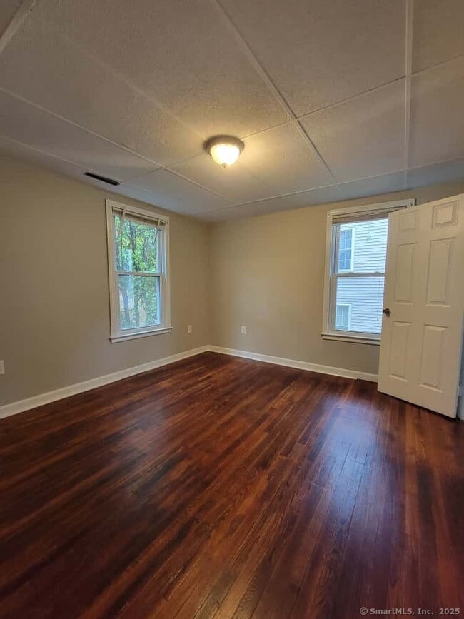 Building Photo - 161 Reservoir Ave