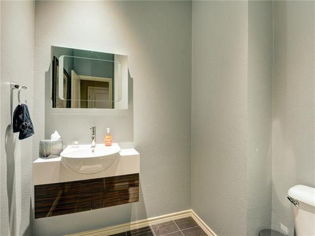 Building Photo - 4327 Buena Vista St