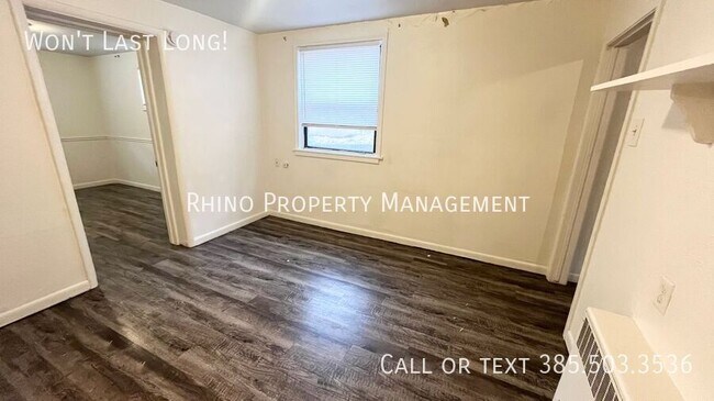 Building Photo - 2487 S 800 E