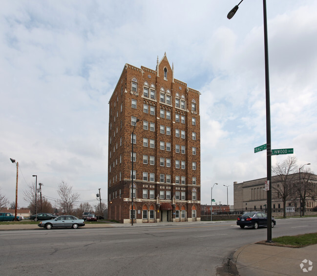 Building Photo - Mayfair Apartments