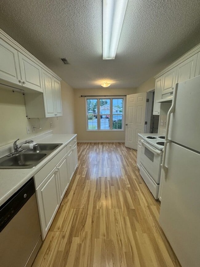 Building Photo - Jacobs Ridge