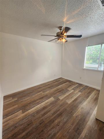 Building Photo - 506 E Denton Dr