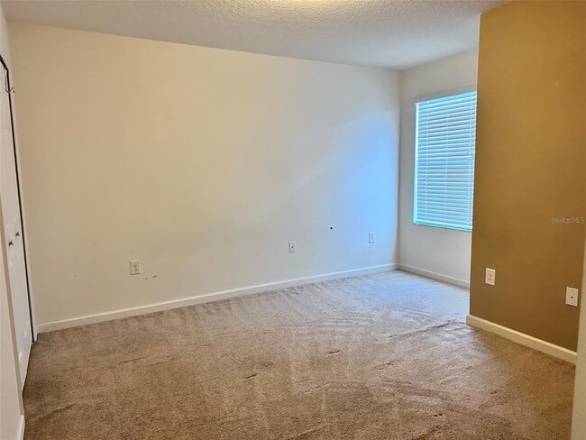 Building Photo - 1603 Chelsea Dr