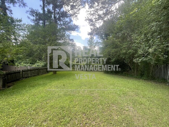 Building Photo - 160 N Springs Ct