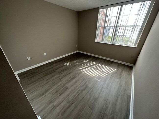 Building Photo - 3113 Clint Moore Rd