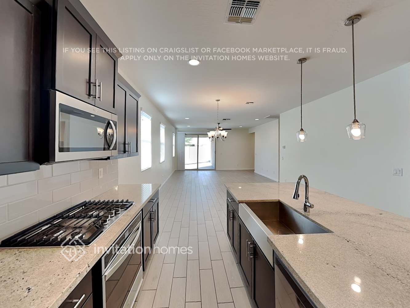 Building Photo - 17660 W Fetlock Trl