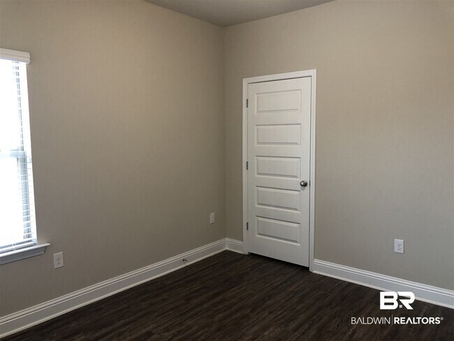 Building Photo - 12781 Waxwing Ave