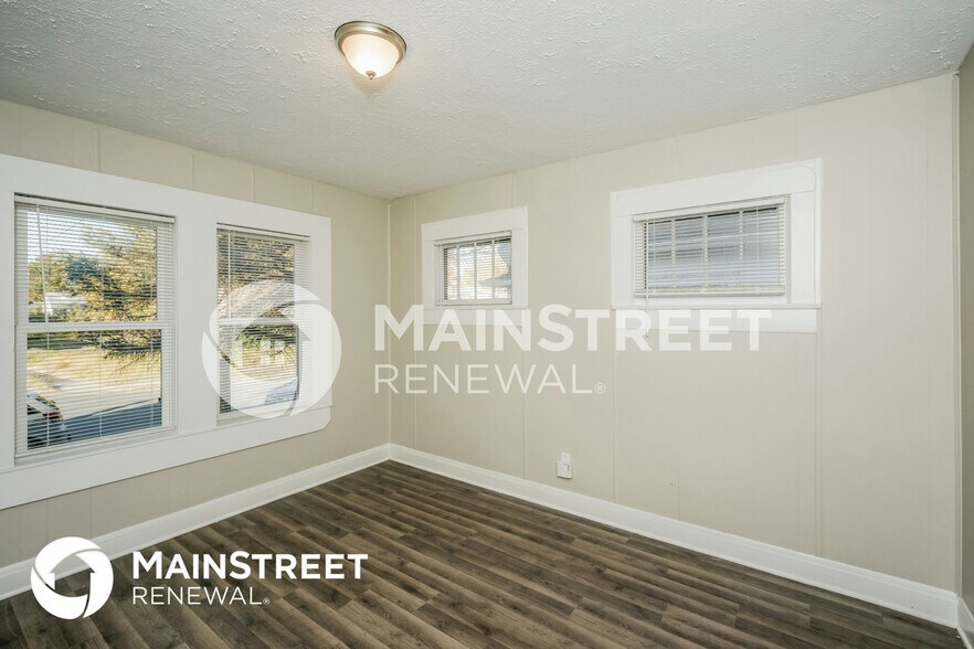 Building Photo - 3710 W Muhammad Ali Blvd