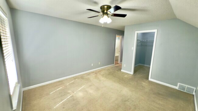 Building Photo - 4605 Park Side Dr