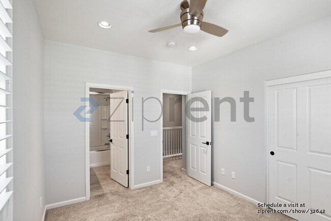 Building Photo - 634 Elderberry Dr