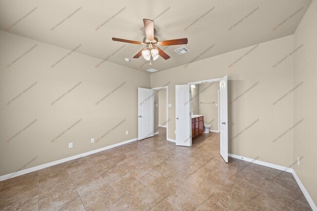 Building Photo - 7605 Hickman St