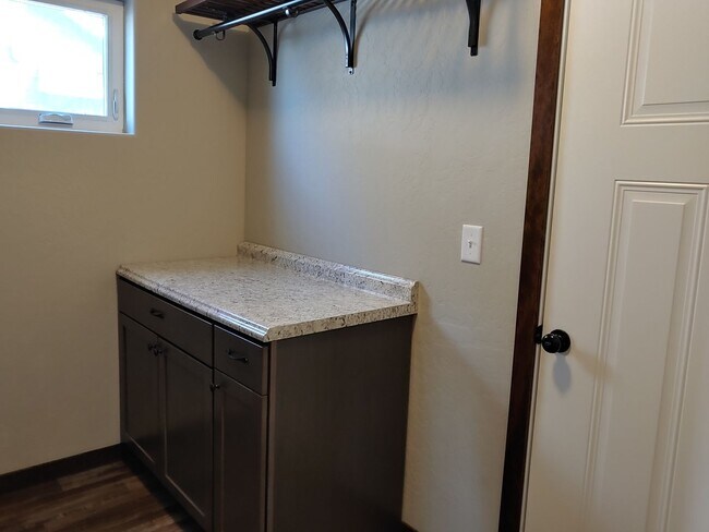 Building Photo - Beautiful New Home in Post Falls-Dog Friendly