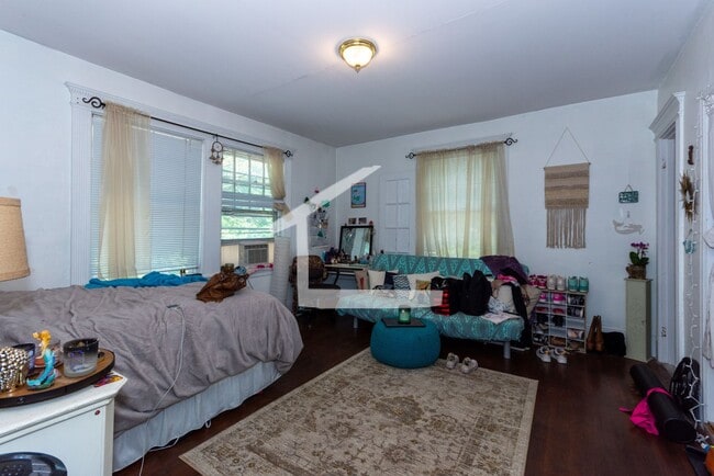 Building Photo - Nice 3 bed in Brighton