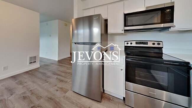 Building Photo - Blue Ridge Apartments