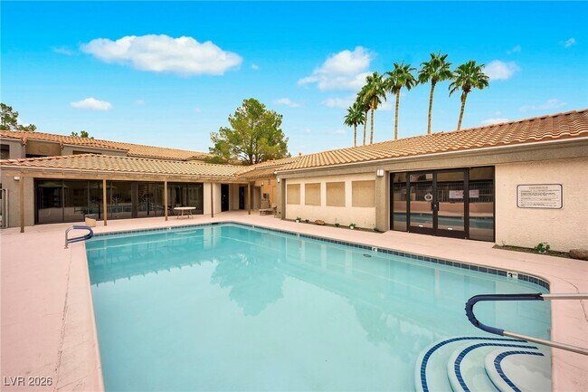 Building Photo - 3151 N Soaring Gulls Dr